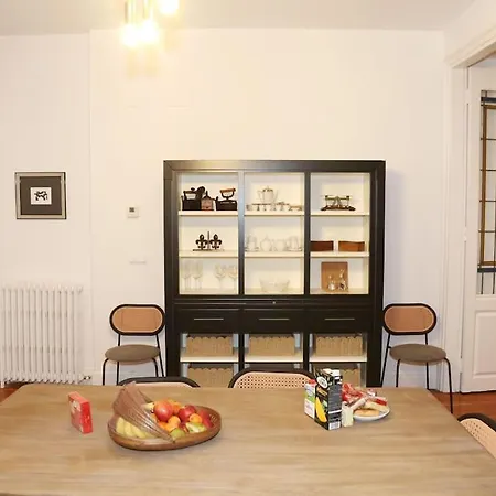 Piso Boutique En El Casco Viejo * ビルバオ