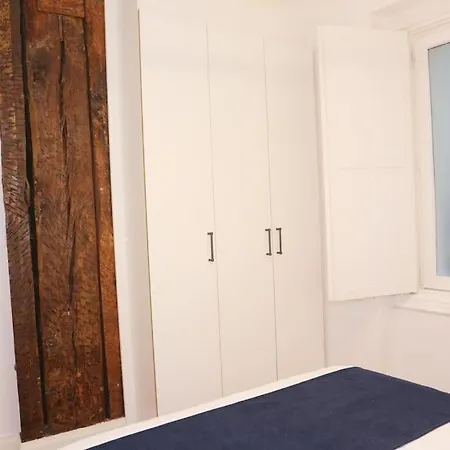 Piso Boutique En El Casco Viejo アパート ビルバオ